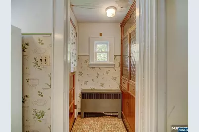 213 Kipp Avenue, Elmwood Park, NJ 07407 - Photo 12
