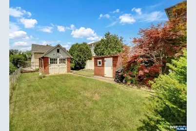 213 Kipp Avenue, Elmwood Park, NJ 07407 - Photo 20