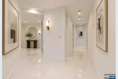 100 Carlyle 16 J/K N #16 J/K N, Cliffside Park, NJ 07010 - Photo 32