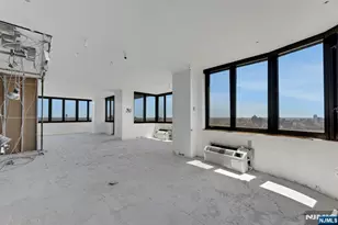 100 Carlyle 16 J/K N, Cliffside Park, NJ 07010 - Photo 16