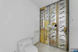 100 Carlyle 16 J/K N, Cliffside Park, NJ 07010 - Photo 36
