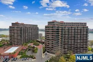 100 Carlyle 16 J/K N, Cliffside Park, NJ 07010 - Photo 1
