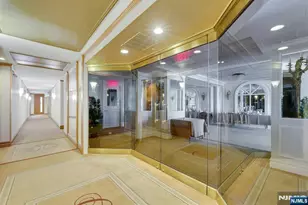 100 Carlyle 16 J/K N, Cliffside Park, NJ 07010 - Photo 44