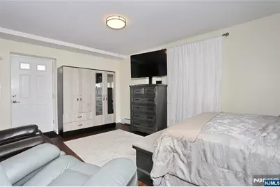 310 6th Street A #A, Fairview, NJ 07022 - Photo 34