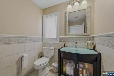310 6th Street A #A, Fairview, NJ 07022 - Photo 4