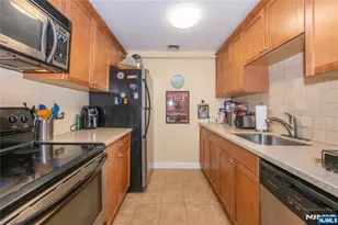 262 Main Street 204, Little Falls Township, NJ 07424 - Photo 10