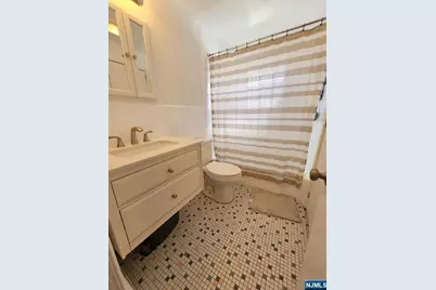 15 Dell Glen Avenue 1 #1, Lodi, NJ 07644 - Photo 8