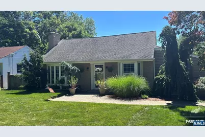 1464 Pleasant Valley Way, West Orange Township, NJ 07052 - Photo 14