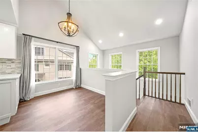 25 Woods Edge Road, Old Tappan, NJ 07675 - Photo 4