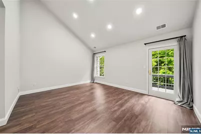 25 Woods Edge Road, Old Tappan, NJ 07675 - Photo 12