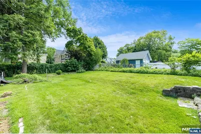 176 Woodward Avenue, Rutherford, NJ 07070 - Photo 38