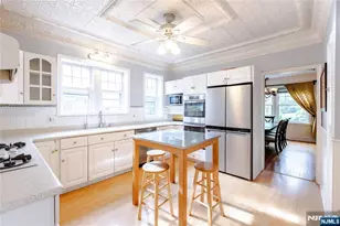 22 Serafin Pl, Glen Rock, NJ 07452 - Photo 4