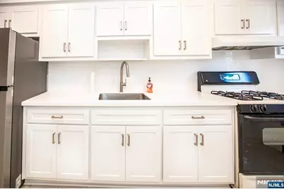 208 Anderson Street S2F #S2F, Hackensack, NJ 07601 - Photo 18