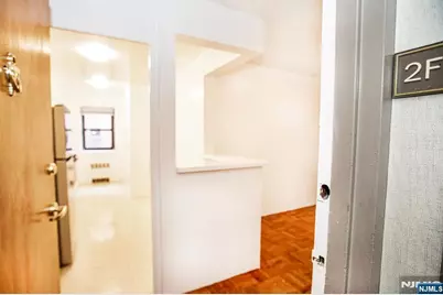 208 Anderson Street S2F #S2F, Hackensack, NJ 07601 - Photo 14