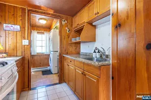 5 Sewell Rd, West Milford, NJ 07480 - Photo 16