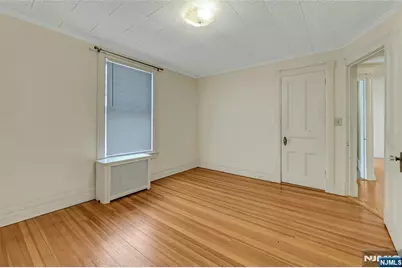 16 Mountain Avenue, Montclair, NJ 07042 - Photo 22