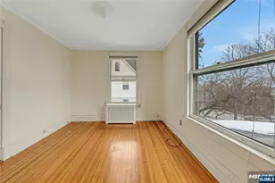 16 Mountain Ave, Montclair, NJ 07042 - Photo 28