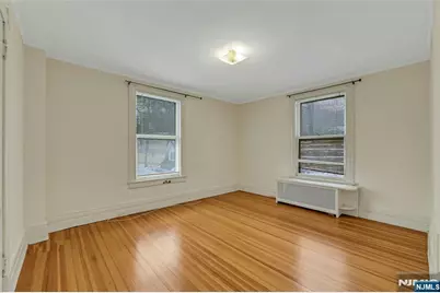 16 Mountain Avenue, Montclair, NJ 07042 - Photo 24