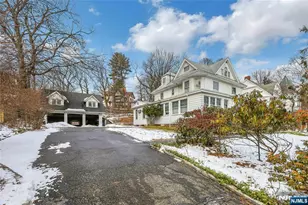 16 Mountain Ave, Montclair, NJ 07042 - Photo 2