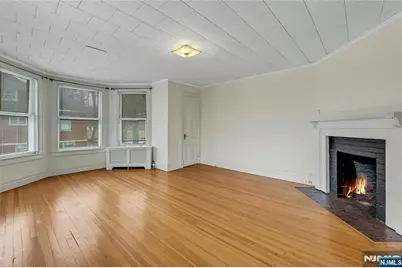 16 Mountain Avenue, Montclair, NJ 07042 - Photo 18