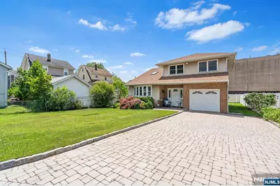2 Violet Court, Bergenfield, NJ 07621 - Photo 2