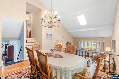 2 Violet Court, Bergenfield, NJ 07621 - Photo 8