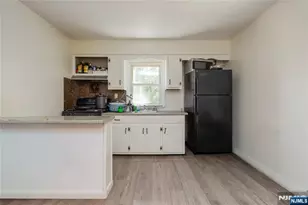 39 Broadway, West Milford, NJ 07480 - Photo 18