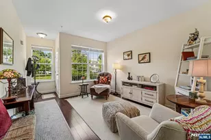 24 Pineview Dr, Waldwick, NJ 07463 - Photo 12