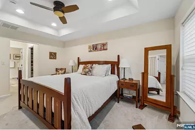 24 Pineview Drive, Waldwick, NJ 07463 - Photo 16