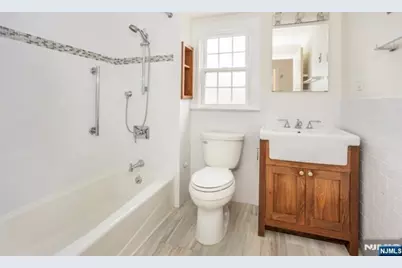 13 Potter Court, Montclair, NJ 07043 - Photo 10