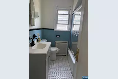 227-231 Illinois Avenue 2nd Fl #2nd Fl, Paterson, NJ 07503 - Photo 12