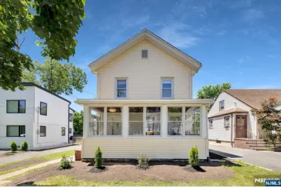 25 Riverview Avenue, Rutherford, NJ 07070 - Photo 2