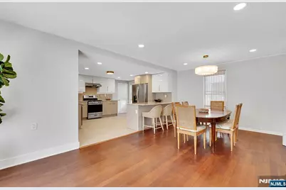 25 Riverview Avenue, Rutherford, NJ 07070 - Photo 14