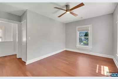 25 Riverview Avenue, Rutherford, NJ 07070 - Photo 34