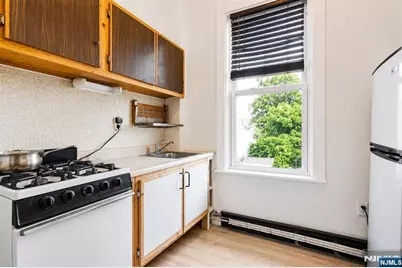 4108 New York Avenue, Union City, NJ 07087 - Photo 12