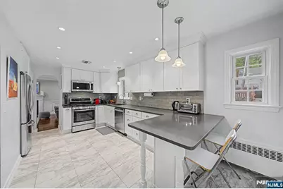 109 Windsor Road, Tenafly, NJ 07670 - Photo 14