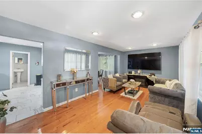 256 Fycke Lane, Teaneck Township, NJ 07666 - Photo 10