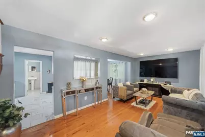 256 Fycke Lane, Teaneck Township, NJ 07666 - Photo 8