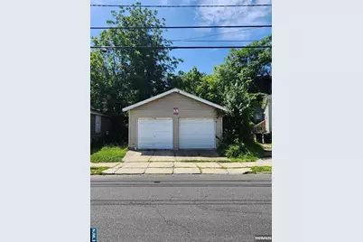 66 Becker Terrace, Irvington, NJ 07111 - Photo 4