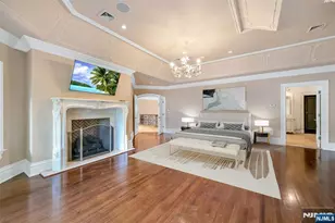 7 Buckingham Dr, Alpine, NJ 07620 - Photo 24