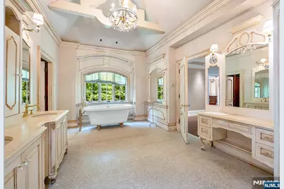 7 Buckingham Drive, Alpine, NJ 07620 - Photo 28