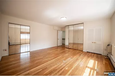 1575 Center Avenue 2C #2C, Fort Lee, NJ 07024 - Photo 8