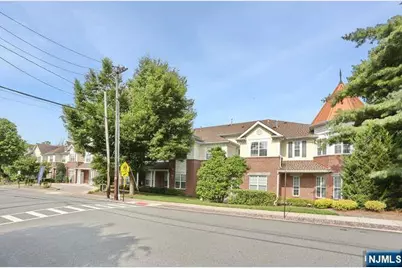 187 Paterson Avenue 2 #2, Midland Park, NJ 07432 - Photo 1