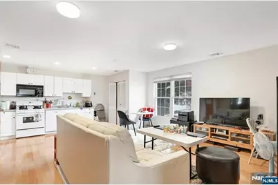 497 Oakdene Avenue, Ridgefield, NJ 07657 - Photo 6