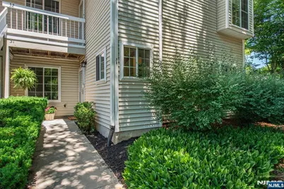 31 Sage Court, Bedminster Township, NJ 07921 - Photo 2