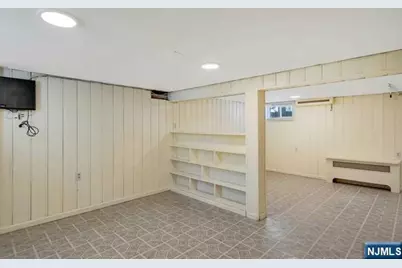 455 Berkshire Road, Ridgewood, NJ 07450 - Photo 10