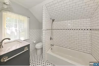 176 Park Avenue, Allendale, NJ 07401 - Photo 14
