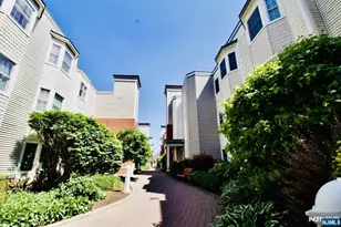 340 The Promenade, Edgewater, NJ 07020 - Photo 4