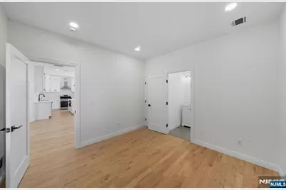 42 Howland Avenue, River Edge, NJ 07661 - Photo 12