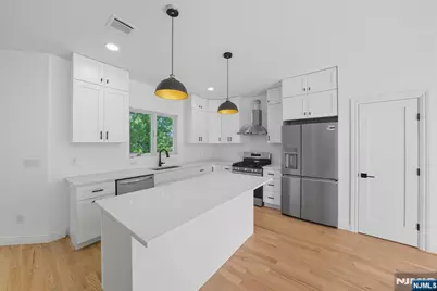 42 Howland Avenue, River Edge, NJ 07661 - Photo 6